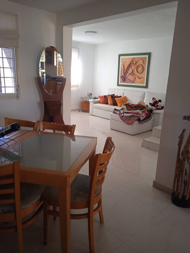 Imagen 5 de 14 de Townhouse En Venta Resd. Los Frailes Monteserino San Diego