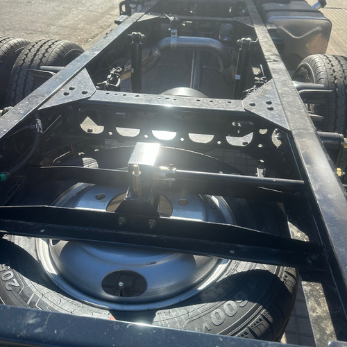 614 Chasis 2.8cummins 140hp Zf