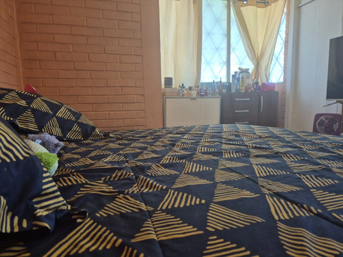 Casa Tres Pisos En Avenida Principal Ciudad Satélite - Maipú