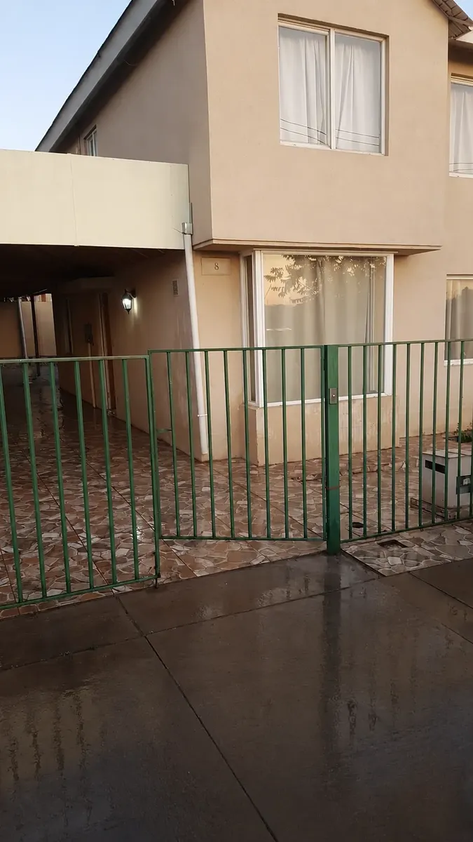 Imagen 1 de 10 de Arrienda Casa En Lampa | Condominio Valle El Alba