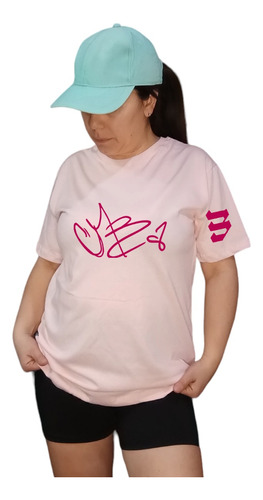 Remera Maria Becerra . Manga Corta Unisex - Logos / Firma