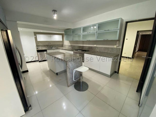 Ag. Vende Hermoso Apartamento Ubicado En Urb. Las Mesetas De Santa Rosa De Lima.