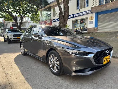 Mazda 3 2.0 Prime At