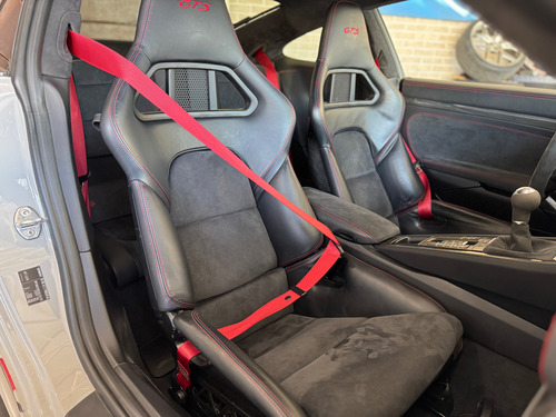 Porsche 911 3.0 Carrera Gts Mt