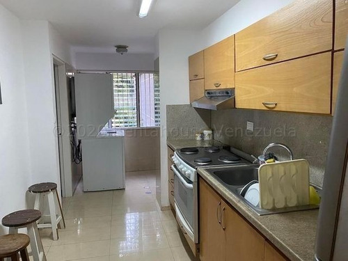 Imagen 9 de 17 de Livy Ramírez Vende Apartamento En Los Naranjos Del Cafetal Mls #23-2690