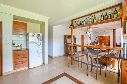 Imagen 11 de 30 de Casa De 4 Dormitorios En Venta Con Pileta En Fisherton Rosario