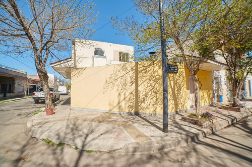 Venta - Casa - 6 Ambientes - Quincho - Patio - Barracas
