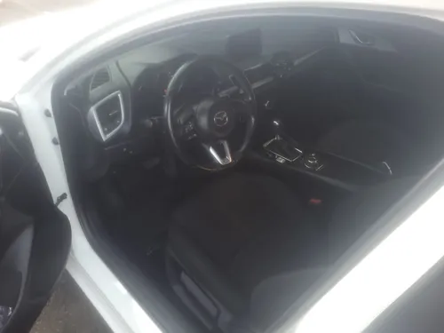 Mazda 3 2.0 Touring At