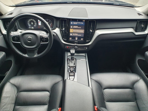 Imagem 5 de 17 de Volvo Xc60 2.0 D5 Momentum Awd 2019