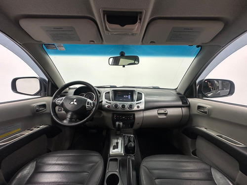 Mitsubishi L200 Triton 3.5 HPE 4X4 CD V6 24V FLEX 4P AUTOMÁTICO