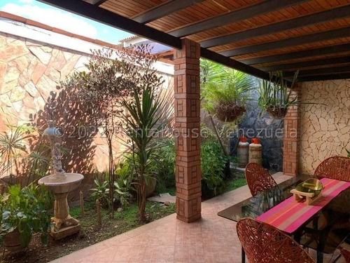 Imagen 30 de 30 de Casas En Venta En Villa Roca Cod # 23-9822 Negociable! Información Comunícate 412-1498654 Katty Vasquez. Mejor Precio, Oportunidad, Inversión, Moderna, Remodelada, Amplia, Espaciosa,hermosa!!!!!!!!!