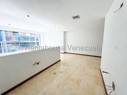 Apartamento En Venta En Los Naranjos De Las Mercedes Caracas
