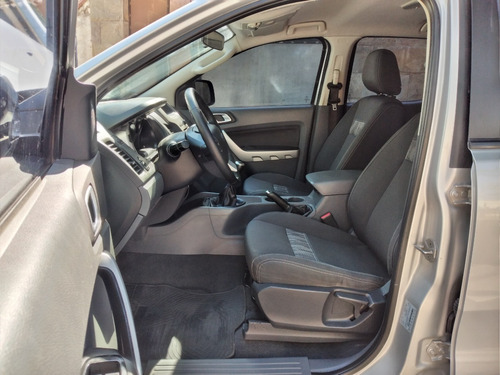 Imagen 7 de 10 de Ford Ranger 3.2 Tdi C/d 4x2 Xlt 2014 / Diesel / Mendoza