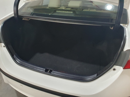 Imagen 17 de 25 de Toyota Corolla Seg Cvt 1.8 2017, Concesionario Oficial Lp