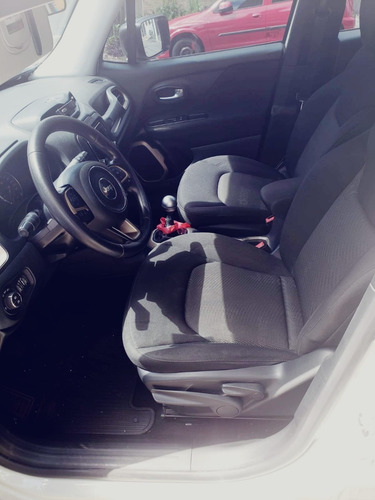 Imagem 7 de 8 de Jeep Renegade 2018