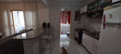 Apartamento Com 104 M2 Com Box , Ótima Localização Em Cachoeirinha