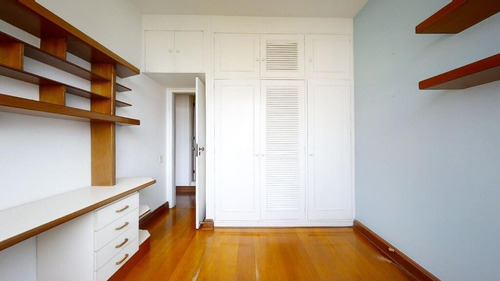 Apartamento À Venda No Bairro Leblon - Rio De Janeiro/rj - O-16314-26810