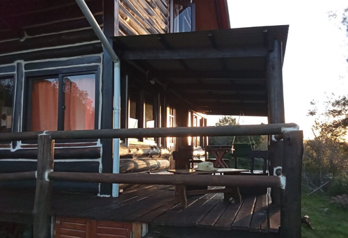 Imagen 5 de 16 de Cabaña Villa Serrana Alquilo Diseño Único, Ubicada En Los Romerillos Con Espectacular Vista Despejada Al Cerro Guazuvirá Y Cerro Del Lagarto, Comodidades Para Hasta 6 Personas.