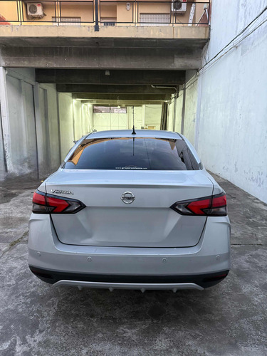 Nissan Sentra 2.0 Advance Cvt
