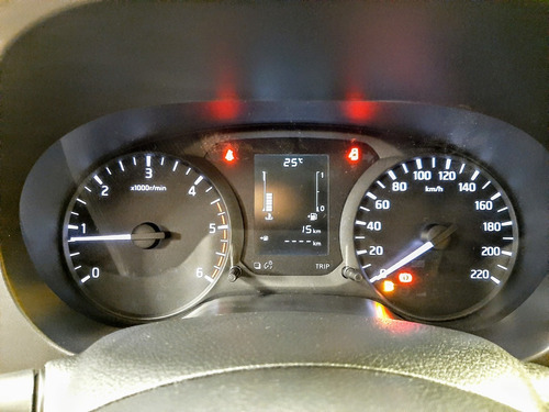 Imagen 10 de 15 de Renault Alaskan Emotion 4x2 Mt (rich)