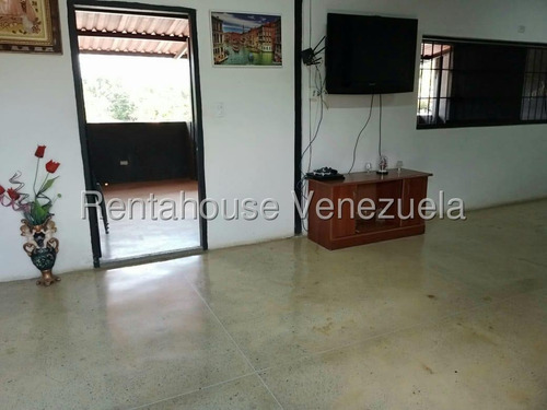 Dennymar, Vende Casa Con Fines Comerciales, Por Contar Con Locales Que Pueden Ser Ambientados De Acuerdo A La Necesidad Del Cliente Y Rentabilizar Tu Inversión, Ubicada En Av El Placer. B5ac855
