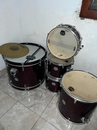 Bateria Mapex Voyager 5 Cuerpos Con Fierros Completos