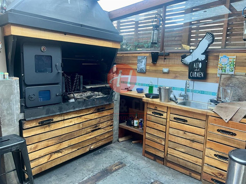 Casa En Venta De 4 Dorm. En Temuco