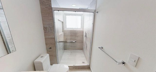 Exclusivo Departamento Con Amplios Espacios Y Amenidades De Primera