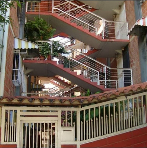 Imagen 1 de 10 de Apartamento En Sector Parque Alto