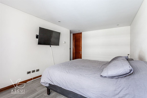 Amplio Departamento En Venta De 3 Dorm. En Las Condes