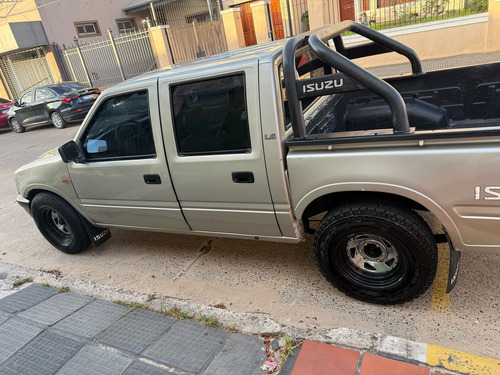 Isuzu Pick Up 2.5 Turbo Aa D/c 4x2