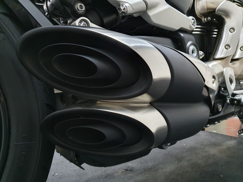 Triumph Rocket Iii R 2023 Equipada C/ Quick Shift! Confira!!