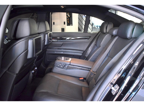 BMW 750i 4.4 M SPORT SEDAN V8 32V GASOLINA 4P AUTOMÁTICO