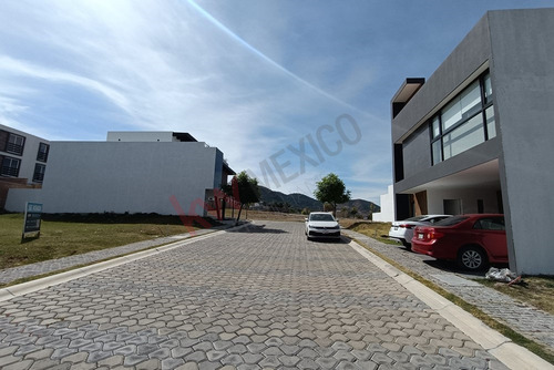 Casa En Venta Con Increibles Acabados, Ideal Para Familia O Inversión