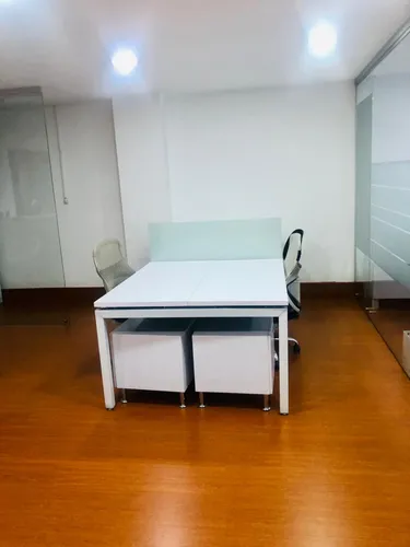 Oficina En Arriendo Amoblada 87m Chico