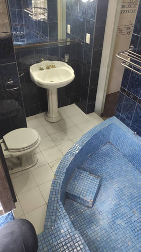 Apartamento En Venta , Avenida Fuerzas Armadas
