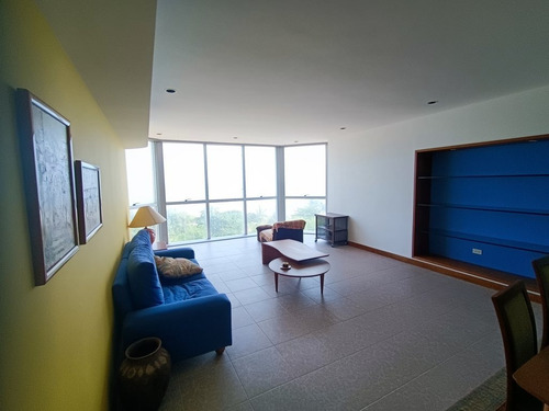 Apartamento De Playa En Venta Camurí Grande