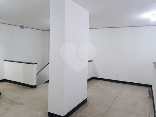 Salão Comercial Com 149 Metros Para Loja Na Região Da Jardim Paulista - Locação - 226-im538086