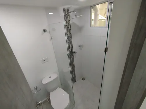 Arriendo Apartaestudio En Los Colores
