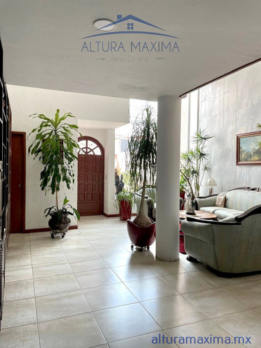 Casa En Venta En Arcos De Guadalupe Zapopan