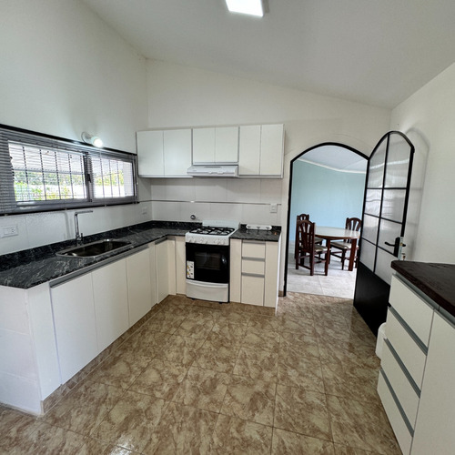 Hermosa Casa Quinta Sobre Ruta 205