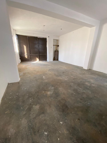 Excelente Departamento En Venta De 1 Dormitorio C/ Cochera En Cafferata