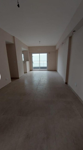Imagen 4 de 15 de Departamento De 3 Ambientes A Estrenar En El Centro De Lanus!!!