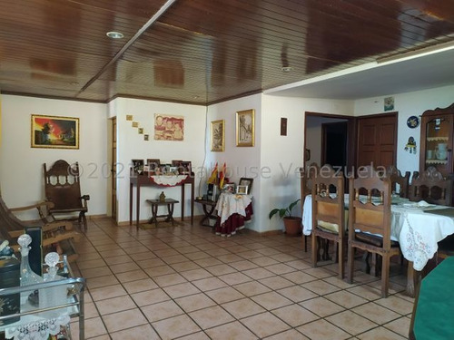 Imagen 5 de 14 de Vendo Penthouse Venta Cagua Estef 22-7068