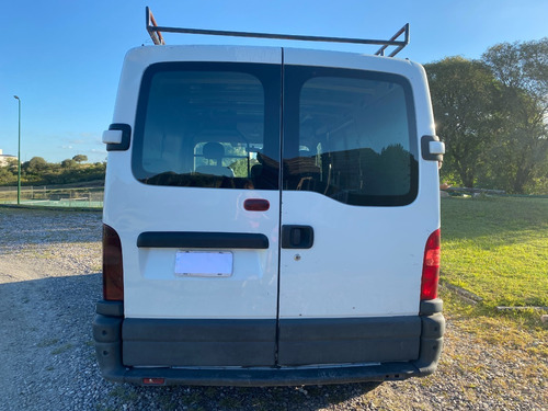 Renault Master Furgon Corto 2005