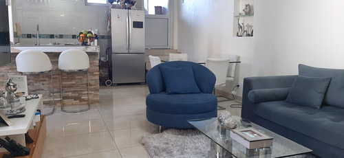 Venta 5 Ambientes Con Gran Patio Super Luminoso