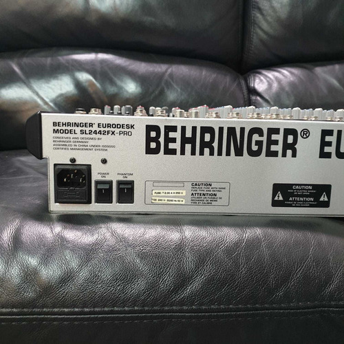 Mesa De Som Behringer Eurodesk Sl2442fx-pro