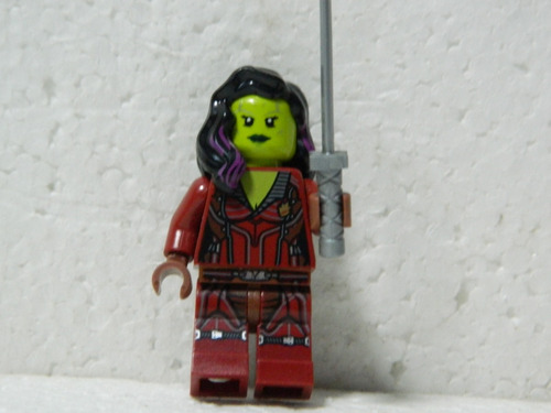 Minifigura Gamora Lego Marvel Guardianes De La Galaxia 76021