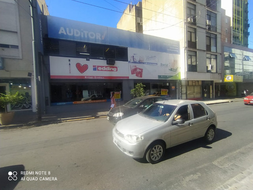 Imagen 14 de 30 de Local Comercial En Alquiler En Zona Centro - Lima Y Alvear