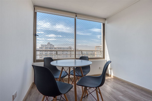 Depto Crnel Robles, Piso 11, Vista Oriente
